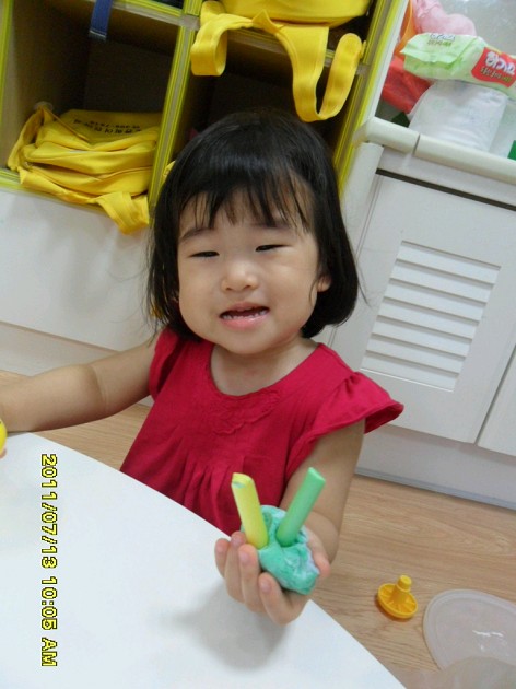 20110717225715_SAM_4406_X.jpg